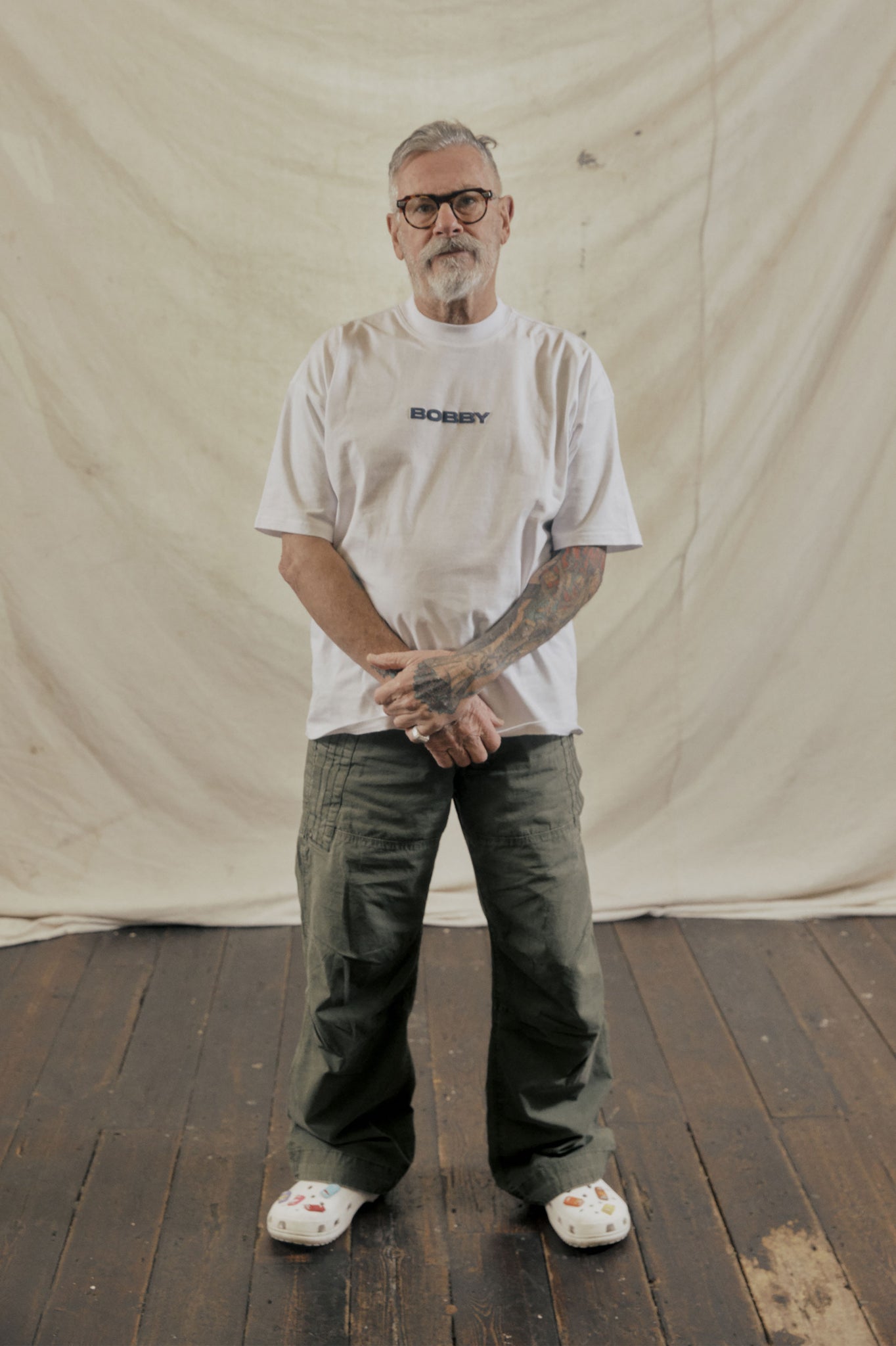 BOBBY UNISEX TEE